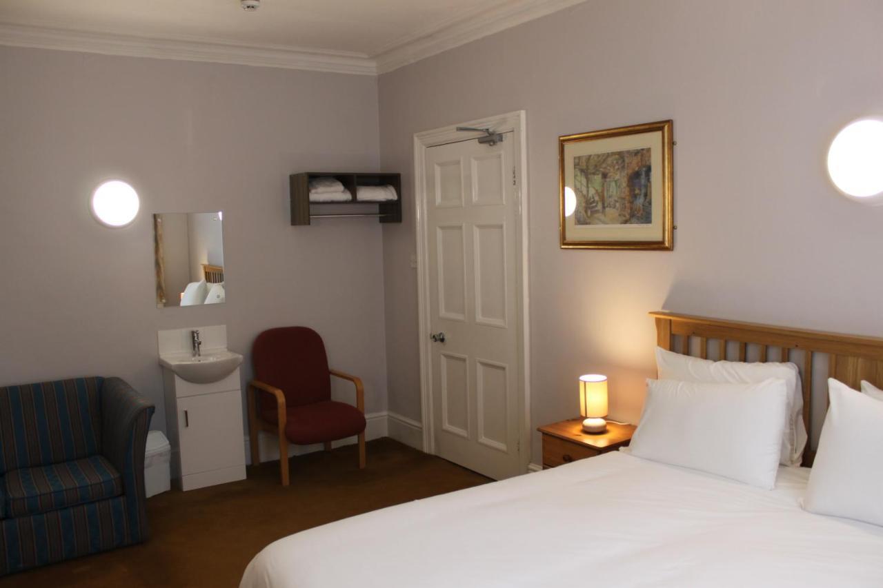 Brookside Lodge Baldock Bagian luar foto