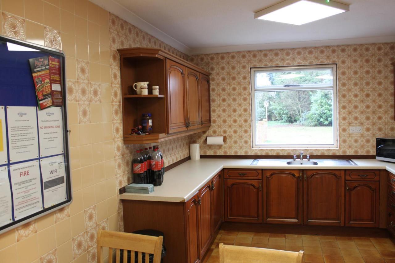 Brookside Lodge Baldock Bagian luar foto